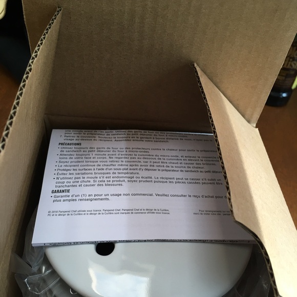 Pampered chef Breakfast sandwich maker. new, never used, still wrapped. NWOT. - Picture 4 of 5